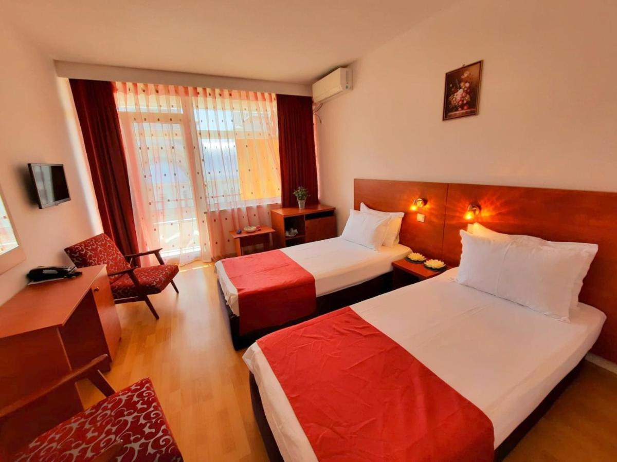 Hotel Tomis Neptun Exterior foto