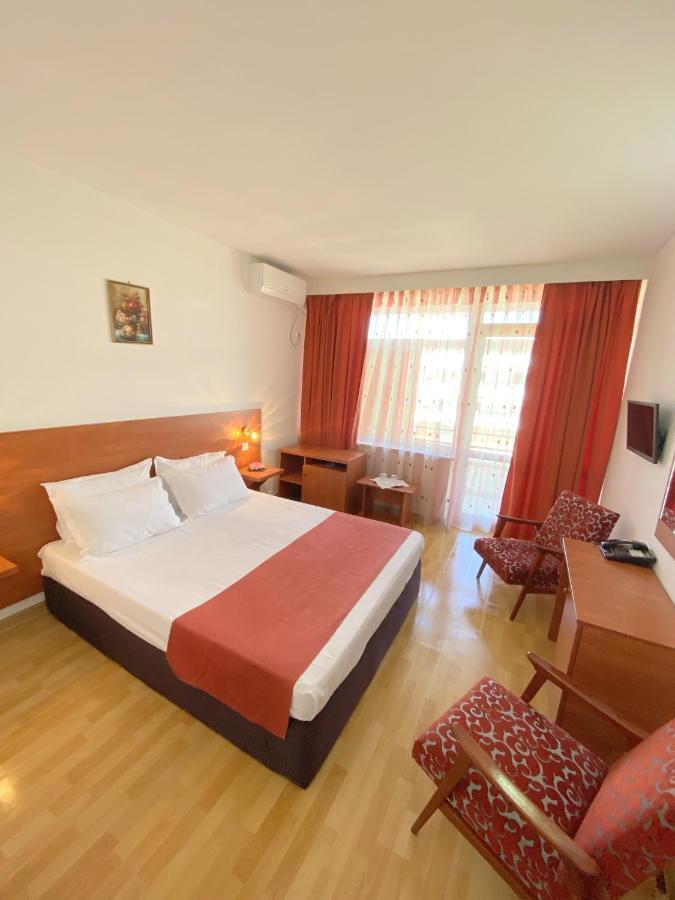 Hotel Tomis Neptun Exterior foto