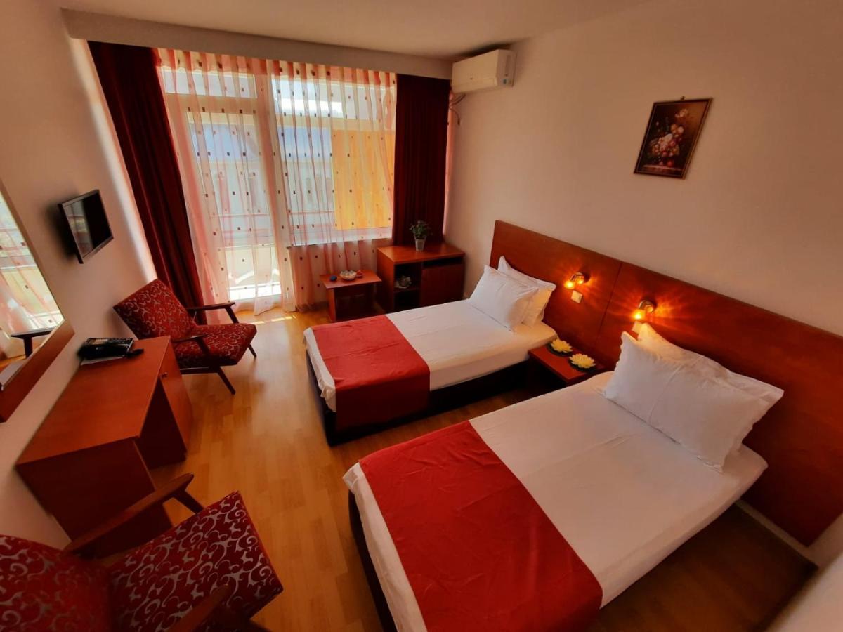 Hotel Tomis Neptun Exterior foto