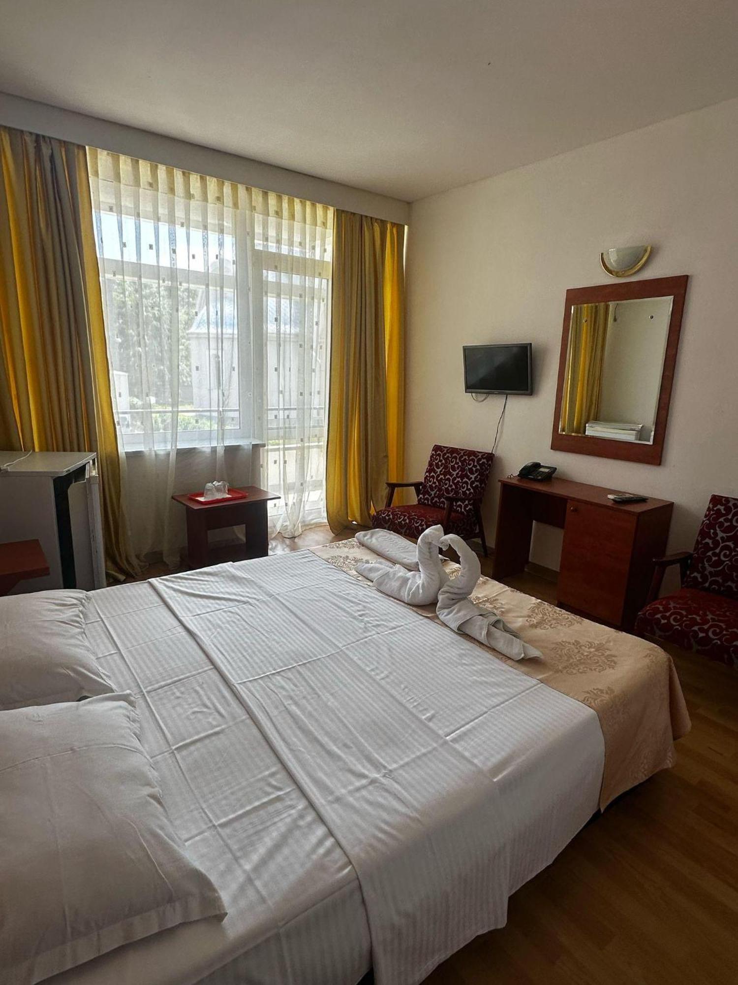 Hotel Tomis Neptun Exterior foto
