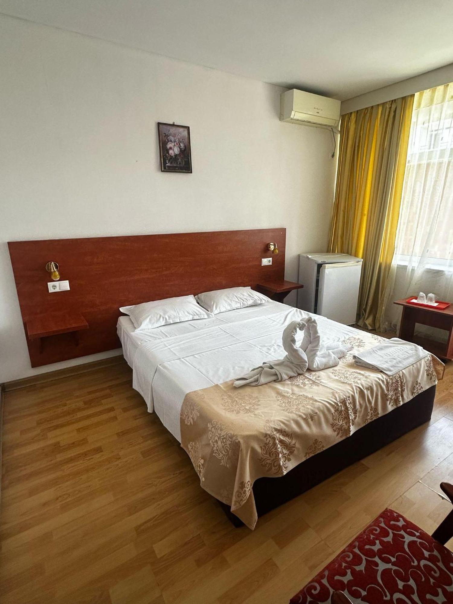Hotel Tomis Neptun Exterior foto