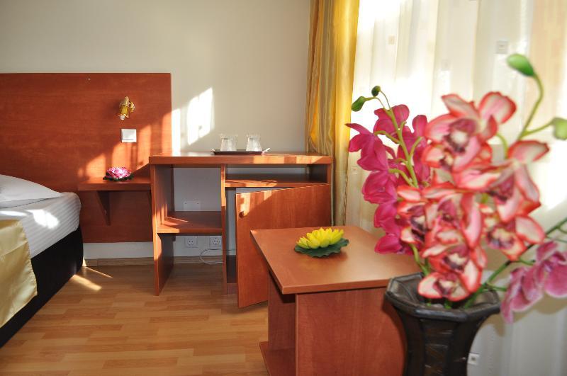 Hotel Tomis Neptun Exterior foto