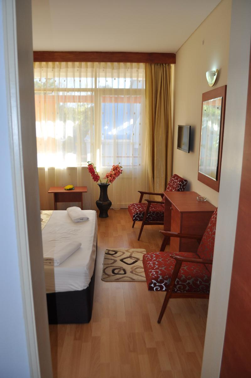 Hotel Tomis Neptun Exterior foto