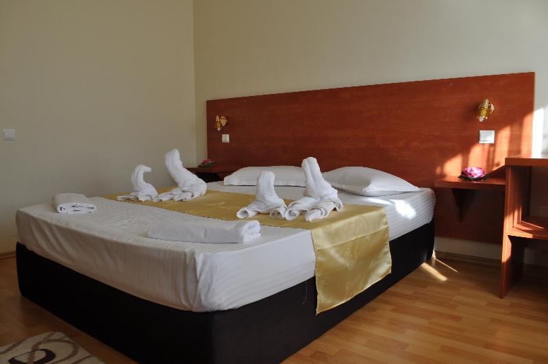 Hotel Tomis Neptun Exterior foto